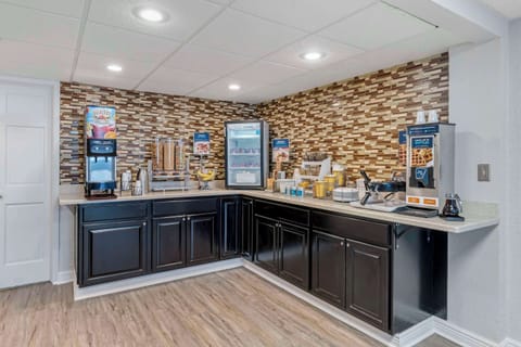 Free daily self-serve breakfast