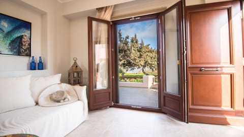 Apartment, 2 Bedrooms, Lake View | Living area | Flat-screen TV