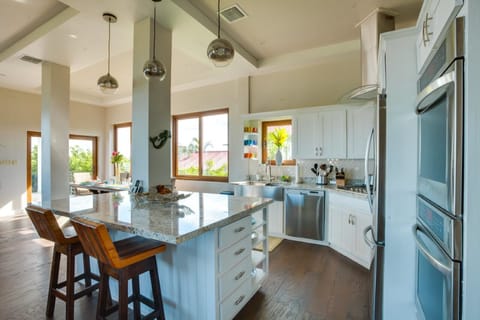 Luxury House, 4 Bedrooms, Private Pool, Lakeside | Living area | Flat-screen TV, DVD player