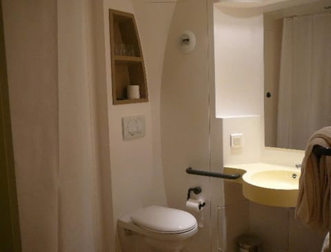 Comfort Room, Terrace | Bathroom | Shower