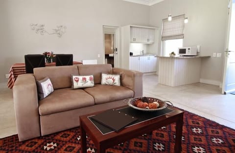 Family Apartment, 2 Bedrooms | Private kitchenette | Coffee/tea maker, electric kettle