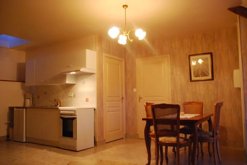 Studio, Garden View | Individually decorated, individually furnished, cribs/infant beds