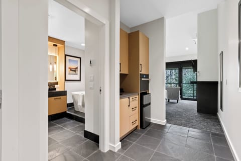 In-room safe, iron/ironing board, free WiFi, bed sheets