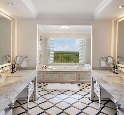 Presidential Suite, 1 King Bed | Bathroom | Designer toiletries, hair dryer, bathrobes, towels