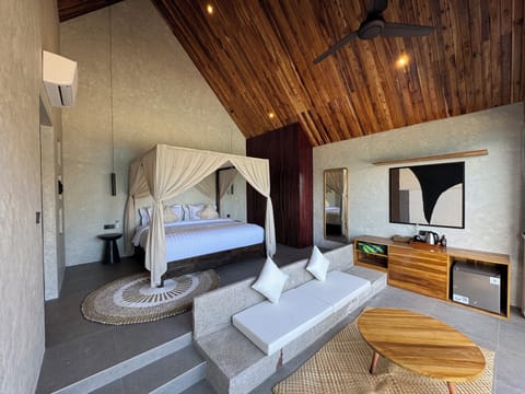 Superior Double Room | Minibar, in-room safe, desk, free WiFi