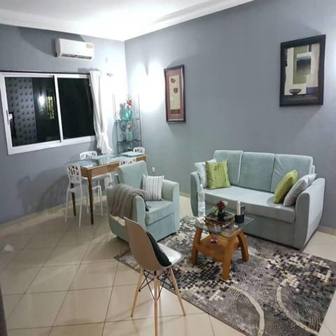 Comfort Apartment | Living area | Flat-screen TV