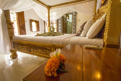 Deluxe Bungalow | 1 bedroom, in-room safe, desk, free WiFi