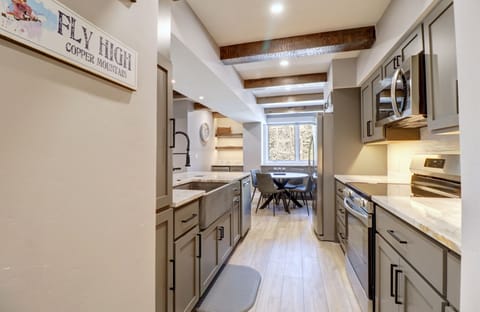 Condo, 2 Bedrooms | Private kitchen | Fridge, microwave, oven, dishwasher