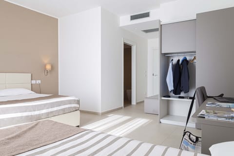 Minibar, in-room safe, desk, soundproofing