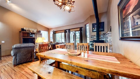 Condo, 2 Bedrooms | Private kitchen | Full-size fridge, microwave, oven, stovetop