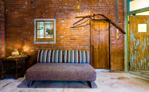 Comfort Quadruple Room | Desk, soundproofing, free WiFi, bed sheets