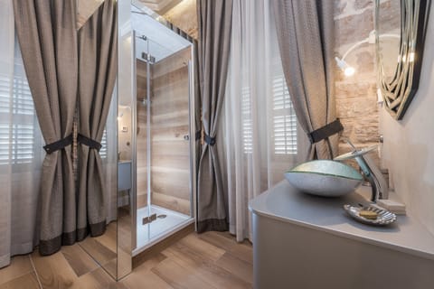 Design Double or Twin Room, 1 Bedroom, City View(Room 12) | Bathroom shower