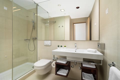 Free toiletries, hair dryer, towels