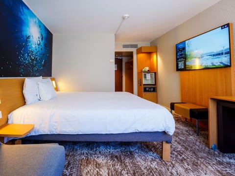 Classic Room, 1 Double Bed with Sofa bed | Minibar, in-room safe, desk, blackout drapes