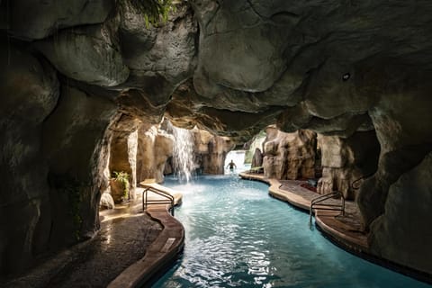 3 outdoor pools, open 7 AM to 10:00 PM, cabanas (surcharge)