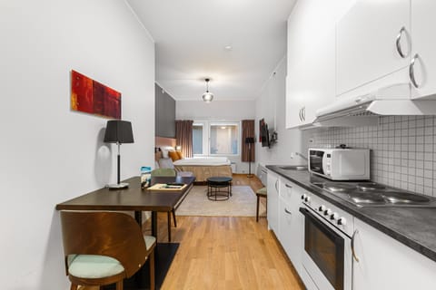 Superior Double Room, Kitchen | Living area | 32-inch LCD TV with digital channels, TV