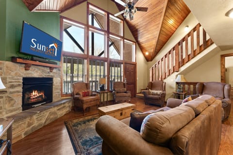 Cottage, 6 Bedrooms | Living area | Smart TV, DVD player