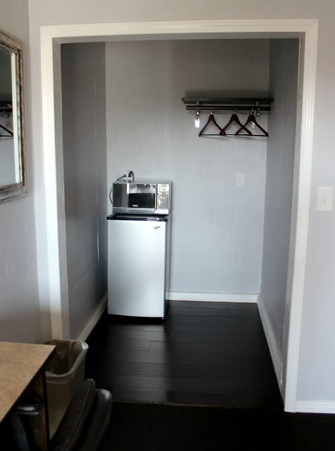 Standard Double Room | Mini-refrigerator