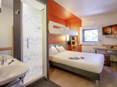 Premium bedding, memory foam beds, in-room safe, desk