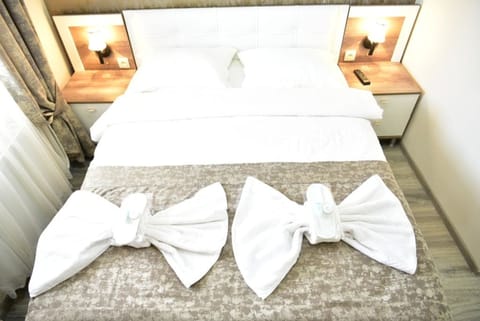 Standard Double Room | Premium bedding, desk, soundproofing, iron/ironing board