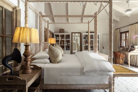 Gelatenheid A | 1 bedroom, free minibar, in-room safe, individually decorated