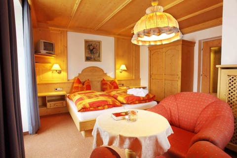 Apartment, Balcony (Wetterkreuzstüberl) | Desk, free cribs/infant beds, free WiFi