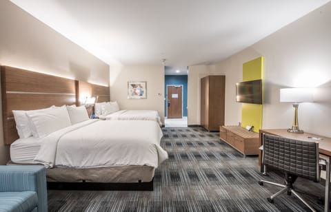Premium bedding, pillowtop beds, in-room safe, desk