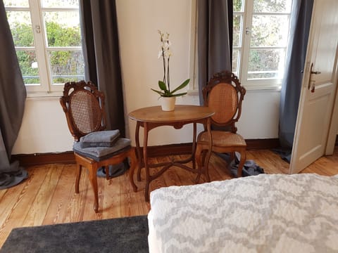 Basic Double Room | Free WiFi, bed sheets