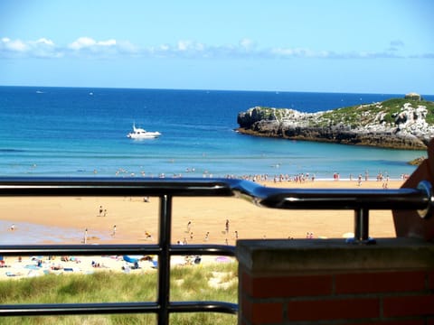 Panoramic Apartment, 2 Bedrooms, Beach View | 1 bedroom, in-room safe, desk, blackout drapes