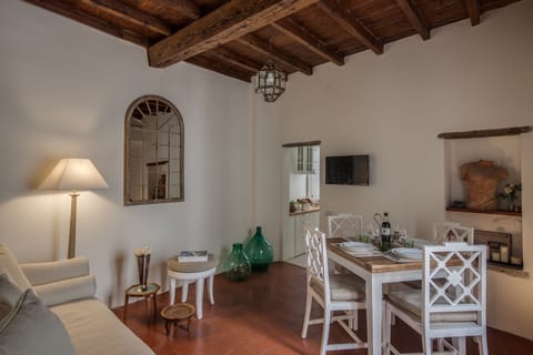 Apartment, 2 Bedrooms | 2 bedrooms, iron/ironing board, cribs/infant beds, free WiFi