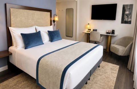 In-room safe, desk, soundproofing, free cribs/infant beds