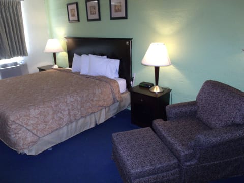 Desk, blackout drapes, iron/ironing board, free WiFi