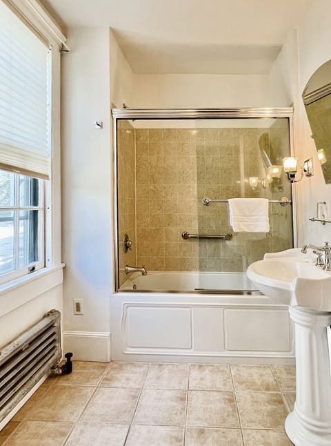 Bathrobes, towels, soap, shampoo