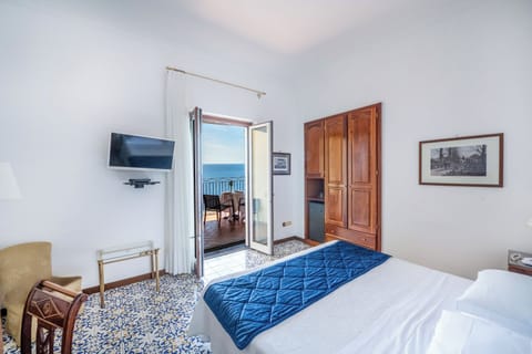 Junior Suite, Balcony, Sea View (Double) | 1 bedroom, Frette Italian sheets, premium bedding, Select Comfort beds