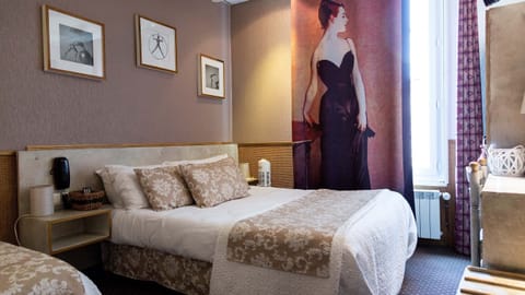 Comfort Triple Room | City view