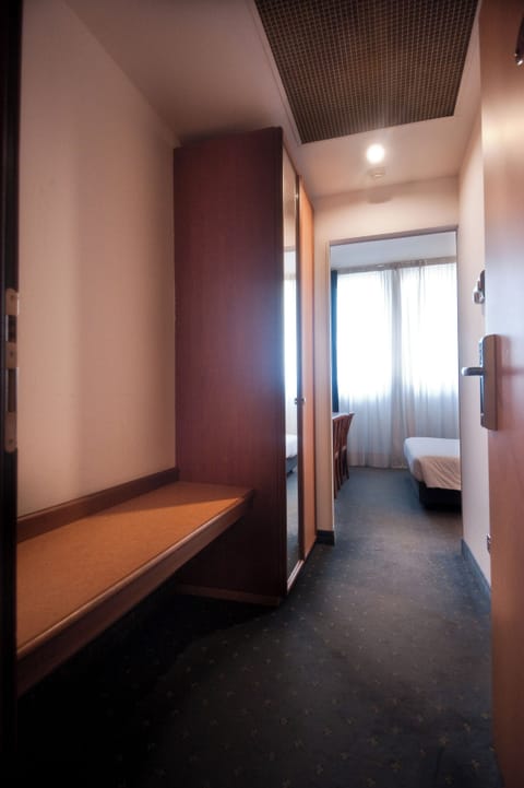 Standard Double or Twin Room | Frette Italian sheets, hypo-allergenic bedding, down comforters, minibar