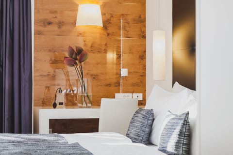 Superior Room (Magdas) | Premium bedding, minibar, in-room safe, desk