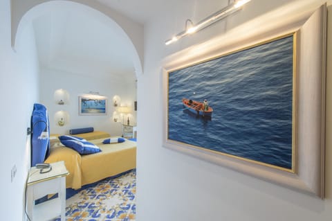 Down comforters, in-room safe, desk, laptop workspace