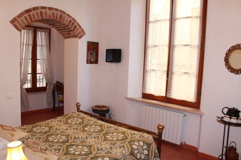 Superior Double Room, Private Bathroom (External) | Egyptian cotton sheets, premium bedding, individually decorated