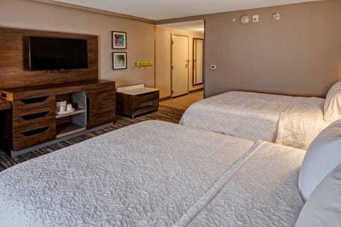 Desk, blackout drapes, iron/ironing board, free WiFi