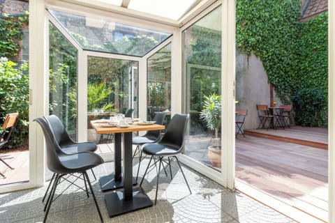 Breakfast served, garden views 