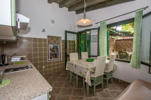 Cottage, 1 Bedroom (for 3 people) | Living area