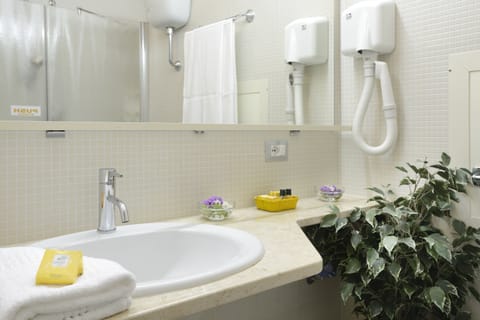 Minibar, in-room safe, desk, laptop workspace