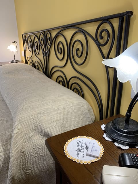 Comfort Triple Room | Premium bedding, down comforters, memory foam beds, free WiFi