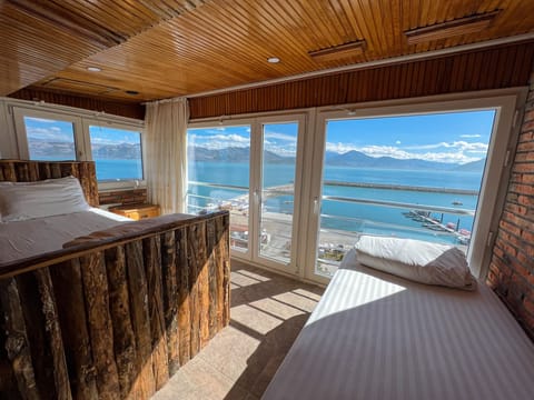 Panoramic Studio, 2 Bedrooms, Lake View | Individually furnished, free WiFi, bed sheets