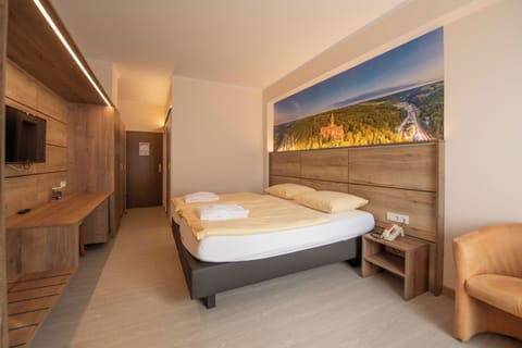 Superior Double Room | Desk, free WiFi, bed sheets