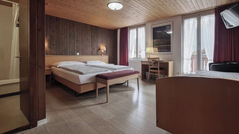 Superior Triple Room, Balcony | Premium bedding, memory foam beds, in-room safe, desk