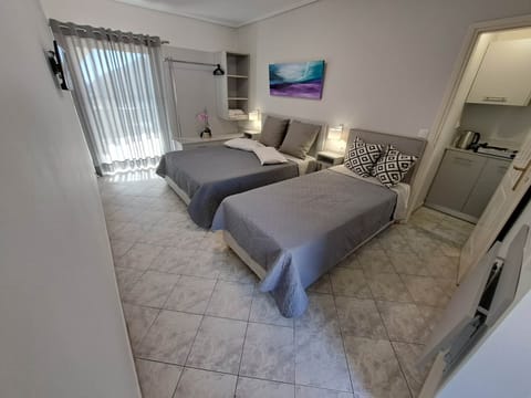 Standard Triple Room | Free WiFi, bed sheets