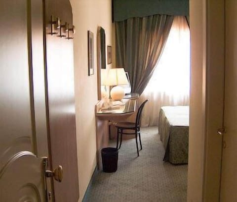 Minibar, in-room safe, desk, cribs/infant beds