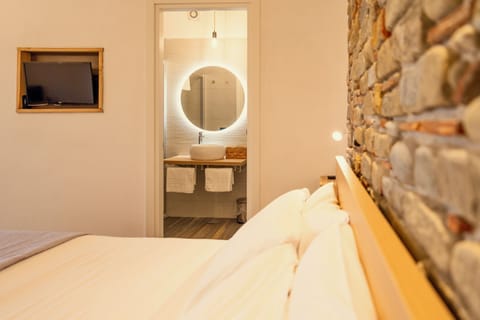 Standard Double Room, Sea View | Premium bedding, minibar, desk, free WiFi